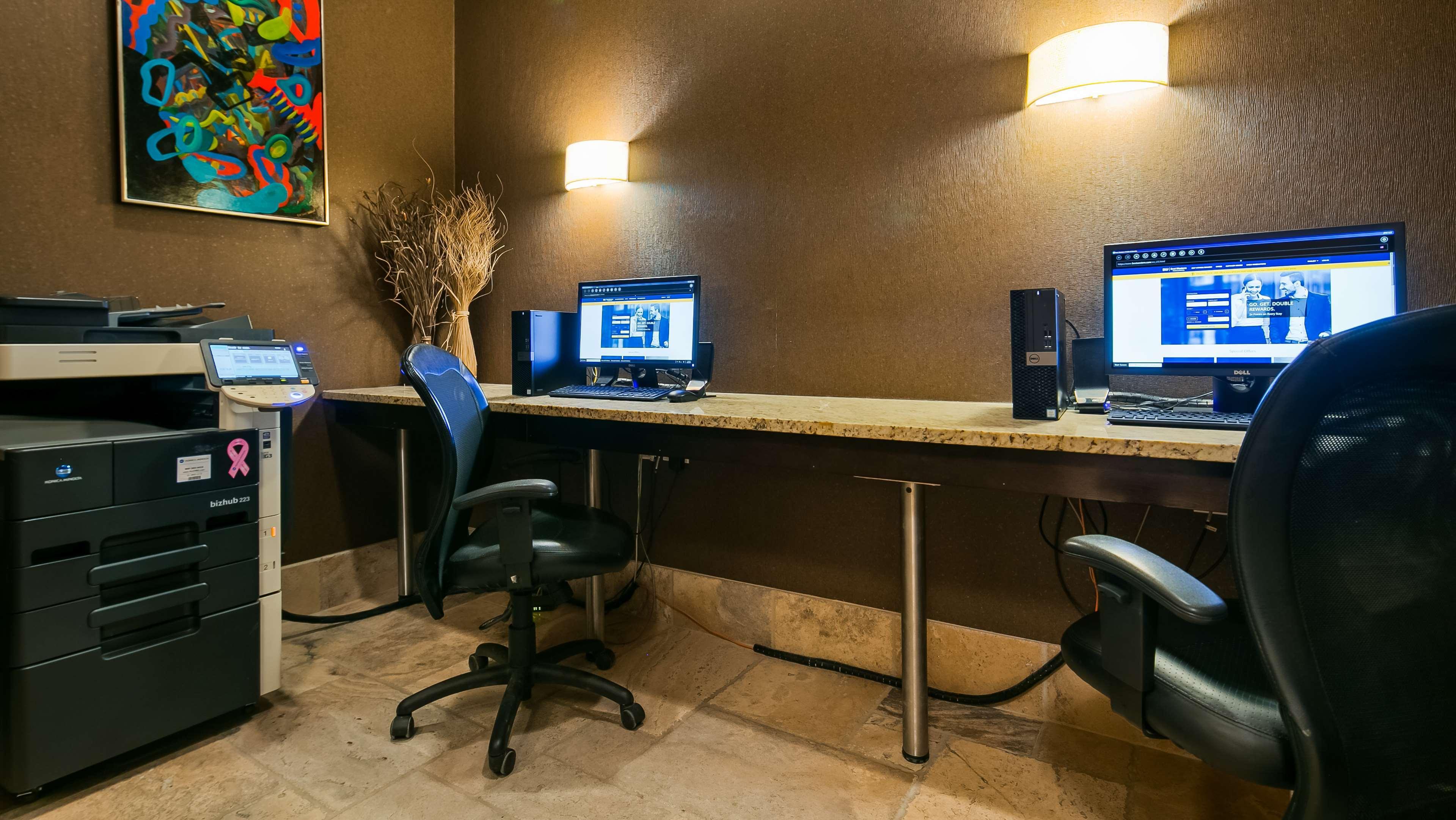 Best Western Sunrise Inn & Suites Stony Plain Bagian luar foto