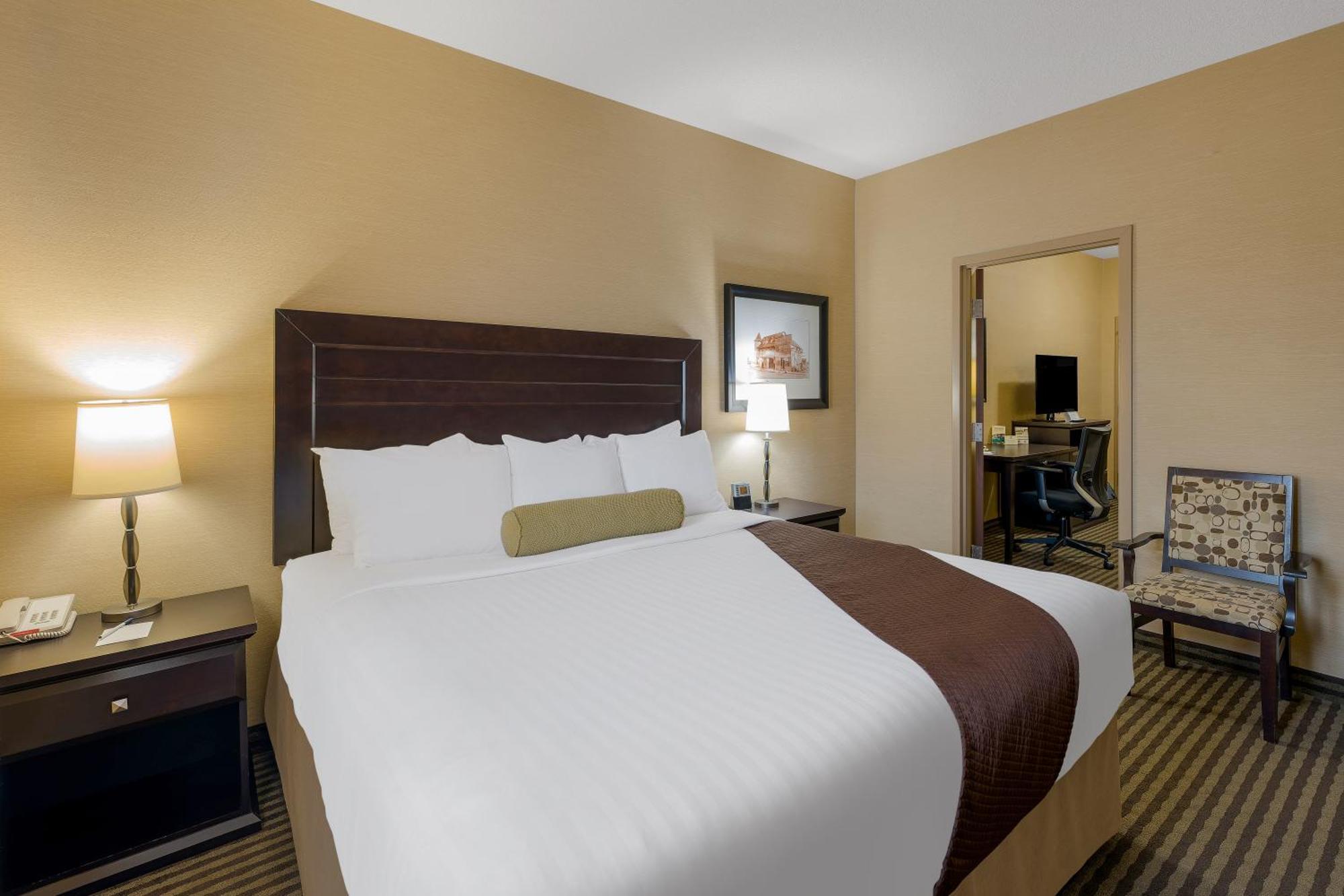 Best Western Sunrise Inn & Suites Stony Plain Bagian luar foto