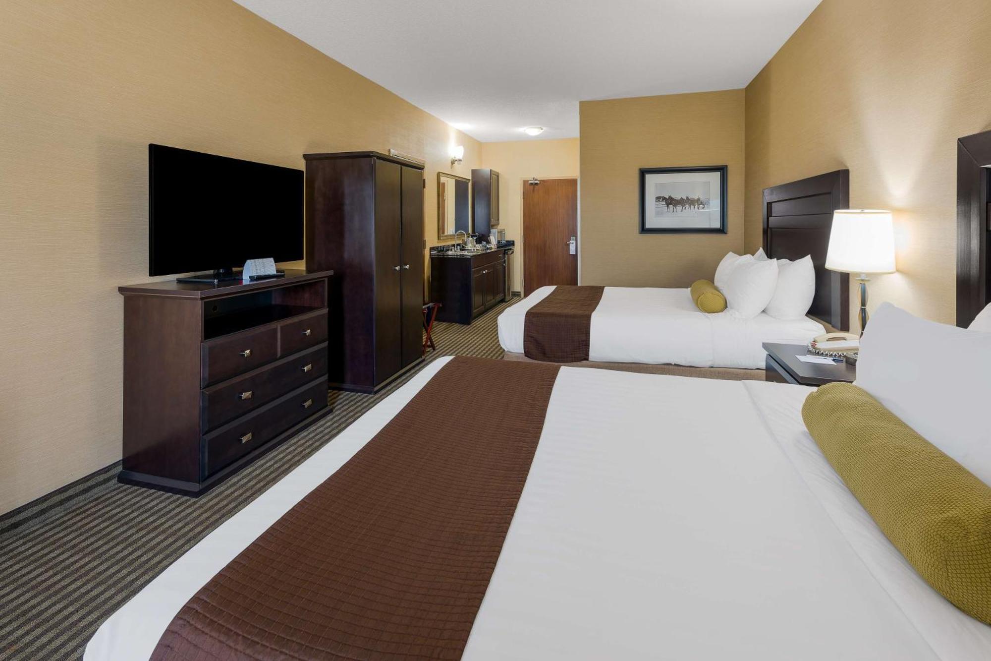 Best Western Sunrise Inn & Suites Stony Plain Bagian luar foto