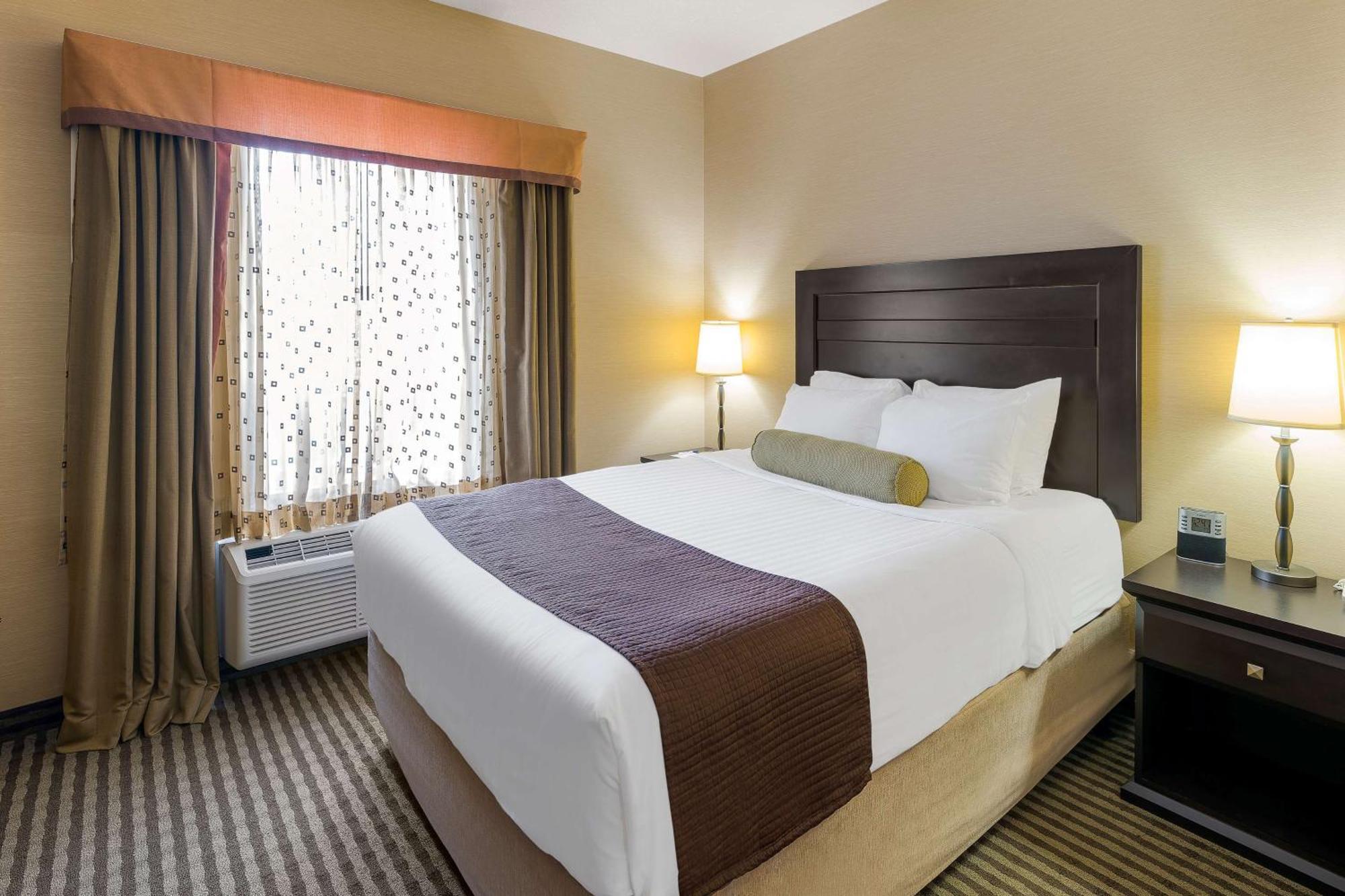 Best Western Sunrise Inn & Suites Stony Plain Bagian luar foto